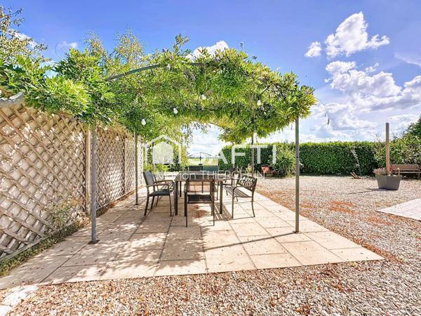 Propriété familiale de 180m² environ sur plus de 2 hectares de terrain