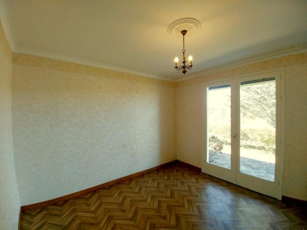 SUPERBE VILLA 5 CHAMBRES DE 164 M² HAB SUR PARCELLE DE 3 772 M²