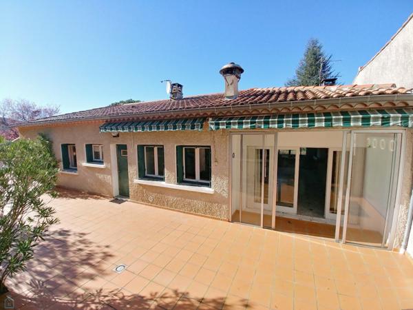 SUPERBE VILLA 5 CHAMBRES DE 164 M² HAB SUR PARCELLE DE 3 772 M²