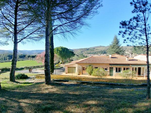 SUPERBE VILLA 5 CHAMBRES DE 164 M² HAB SUR PARCELLE DE 3 772 M²