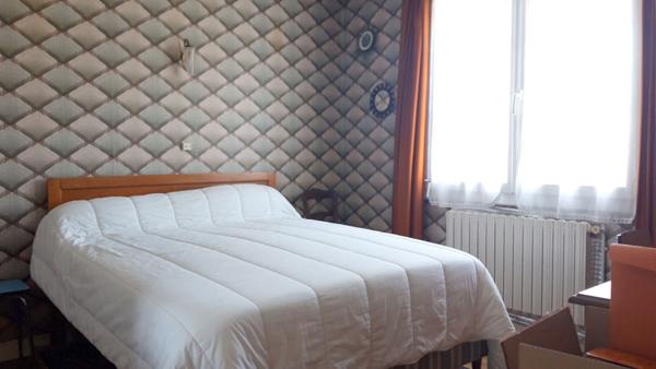 MAISON SUR SOUS SOL - THURE