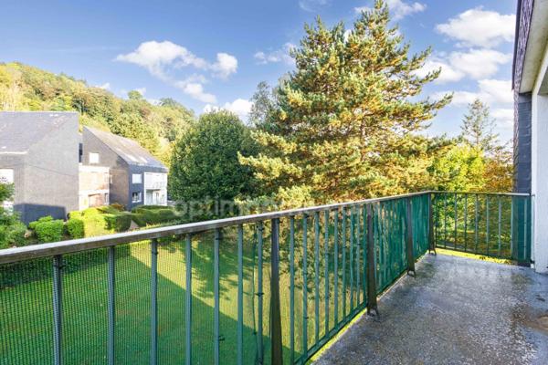 HONFLEUR Centre - Appartement en résidence - 3èeme étage sans ascenseur - T3 de 63.40 M2 - 2 chambres - Terrasse - Cave, parking