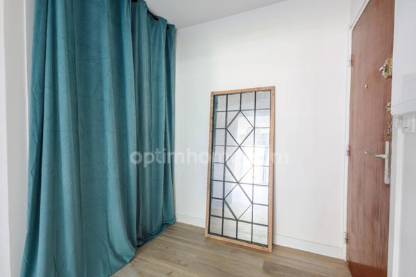 HONFLEUR Centre - Appartement en résidence - 3èeme étage sans ascenseur - T3 de 63.40 M2 - 2 chambres - Terrasse - Cave, parking