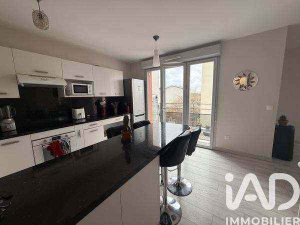 Appartement à vendre 3 pièces 61 m² Vert-Saint-Denis