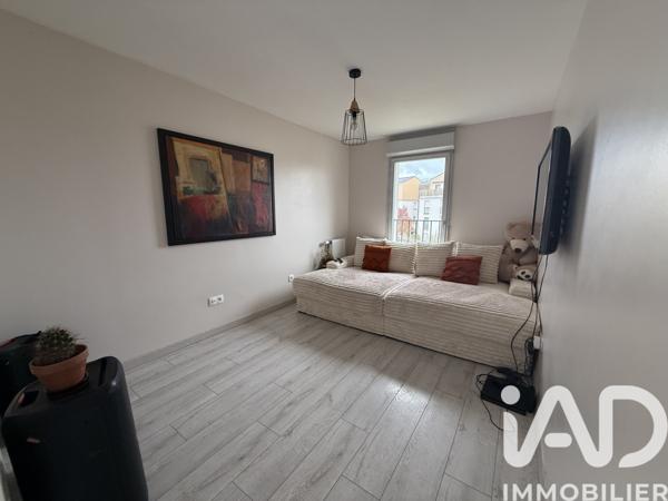 Appartement à vendre 3 pièces 61 m² Vert-Saint-Denis