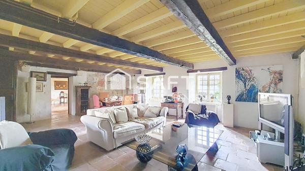 LE CHARME DE LA PIERRE