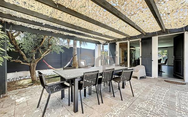 Maison à vendre    6 pièces • 111,84 m2 Roquebrune-sur-Argens