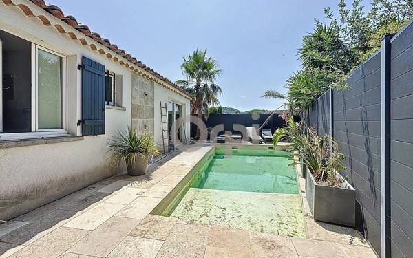 Maison à vendre    6 pièces • 111,84 m2 Roquebrune-sur-Argens