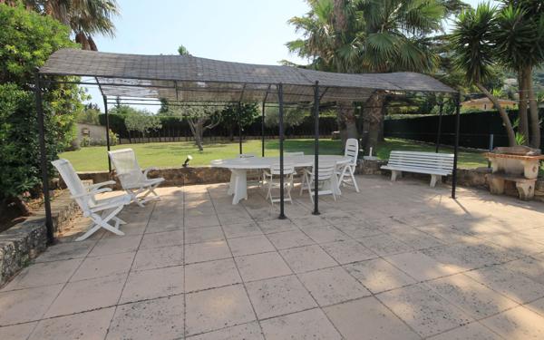 Maison à vendre    6 pièces • 167,82 m2 Mandelieu-la-Napoule