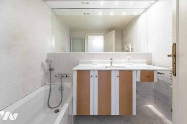 75007 - Ecole Militaire / UNESCO - Appartement 211 m² - 4 chambres - balcon parking