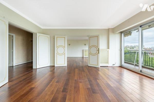 75007 - Ecole Militaire / UNESCO - Appartement 211 m² - 4 chambres - balcon parking