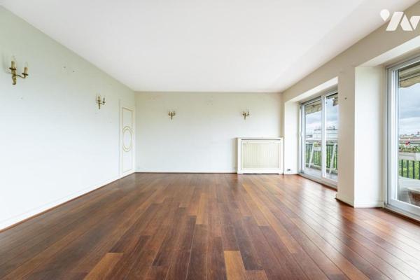 75007 - Ecole Militaire / UNESCO - Appartement 211 m² - 4 chambres - balcon parking