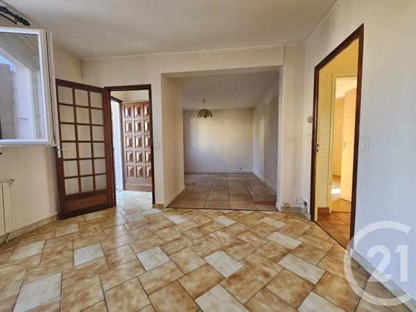 Appartement F3 à vendre  3 pièces - 52,55 m 2   ST MAUR DES FOSSES  - 94