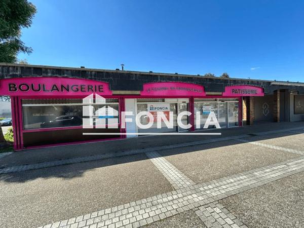 Location Local commercial 2 pièces - Franqueville Saint Pierre 76520