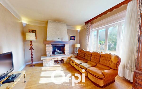 Maison à vendre    6 pièces • 160 m2 Hussigny-Godbrange