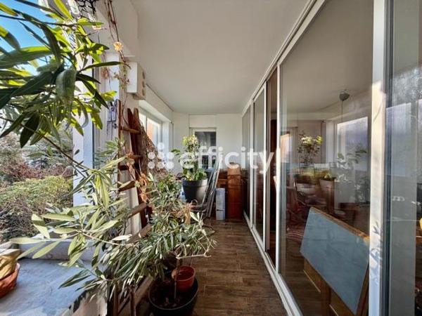 Appartement 3 pièces - 85 m² Exclusivité efficity