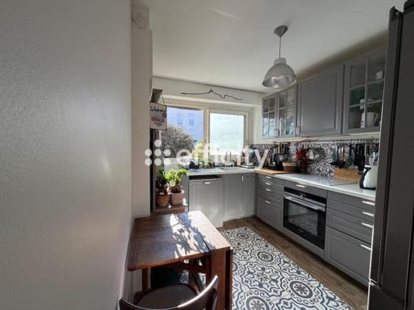 Appartement 3 pièces - 85 m² Exclusivité efficity