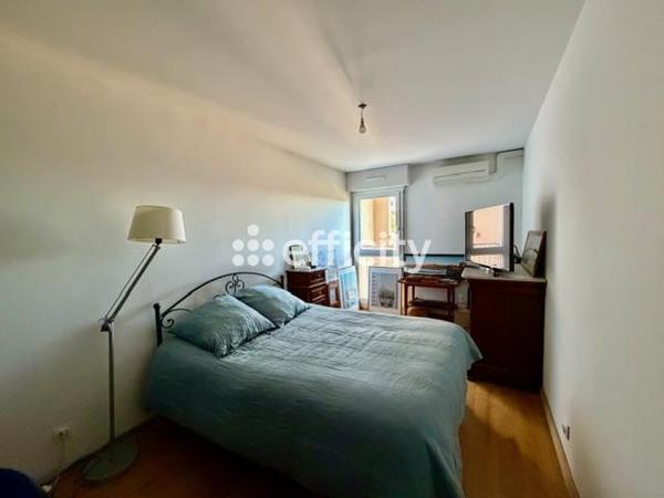 Appartement 3 pièces - 85 m² Exclusivité efficity