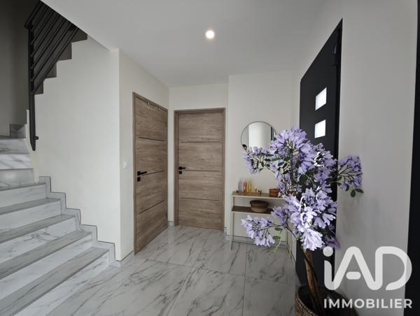 Maison à vendre 6 pièces 148 m² Neuilly-Crimolois