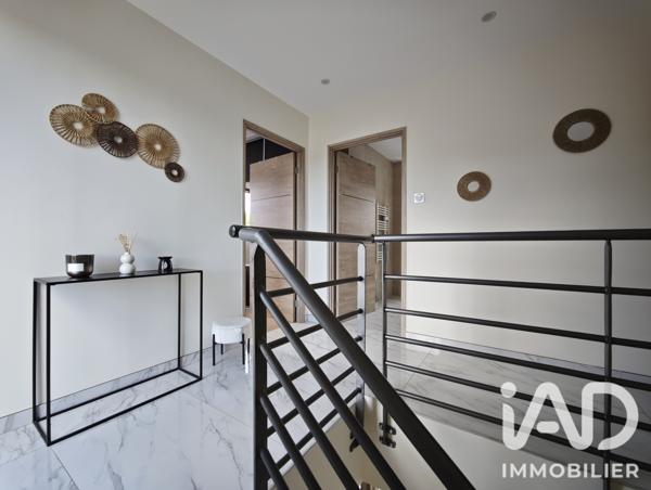 Maison à vendre 6 pièces 148 m² Neuilly-Crimolois