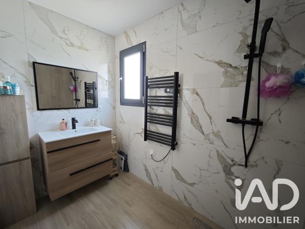 Maison à vendre 6 pièces 148 m² Neuilly-Crimolois