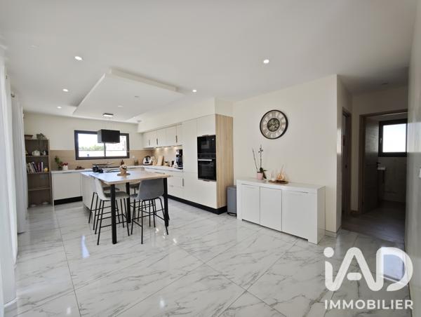 Maison à vendre 6 pièces 148 m² Neuilly-Crimolois