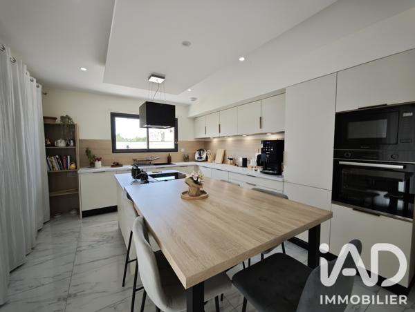 Maison à vendre 6 pièces 148 m² Neuilly-Crimolois