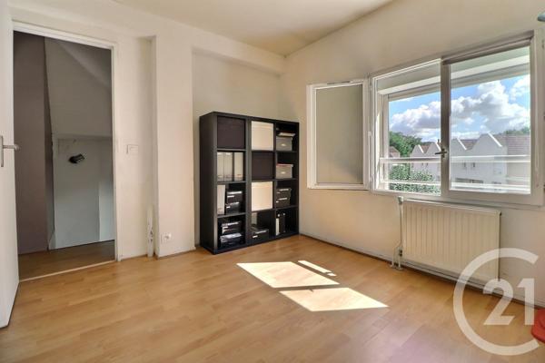 Appartement F4 à vendre  4 pièces - 81,20 m2 AULNAY SOUS BOIS - 93