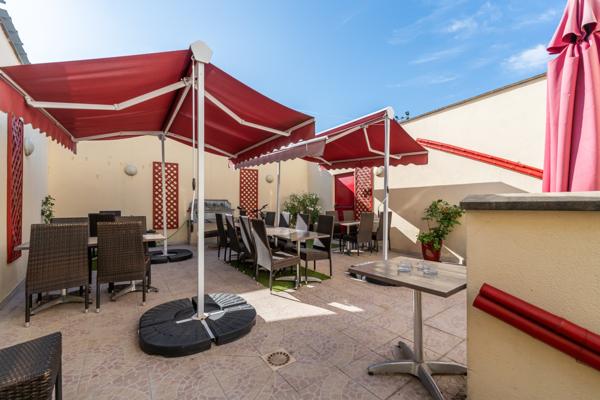 Fonds De Commerce - 230 m²