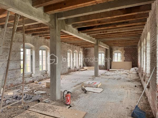 Immeuble mixte de 2 120 m²