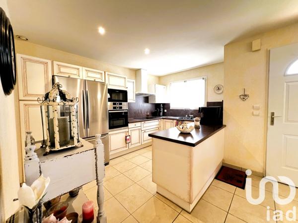 Maison 4 pièces de 92 m² à Elne (66200)