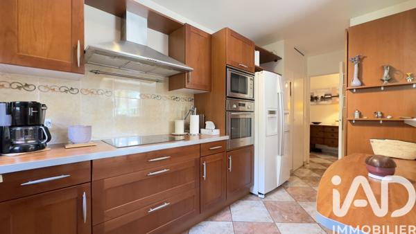 Appartement à vendre 5 pièces 91 m² Élancourt