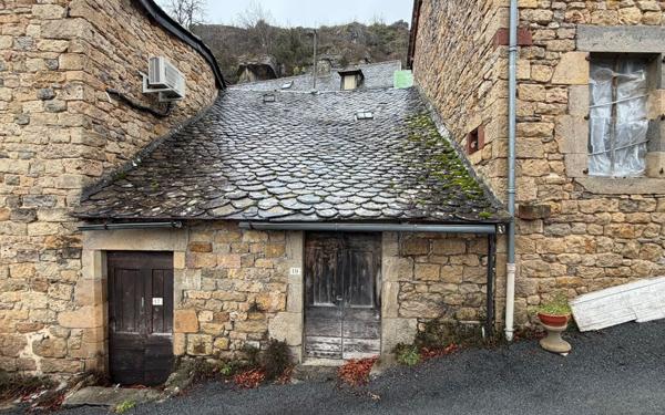 Stationnement à vendre    Salles-la-Source