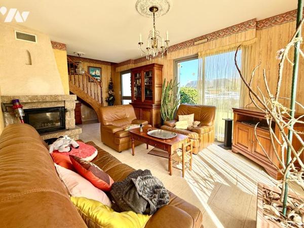 Maison traditionnelle centre bourg à pied !