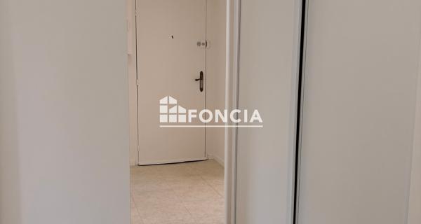 Location Appartement 3 pièces 71.44 m² - Limay 78520