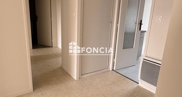 Location Appartement 3 pièces 71.44 m² - Limay 78520