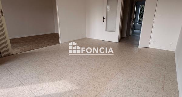 Location Appartement 3 pièces 71.44 m² - Limay 78520