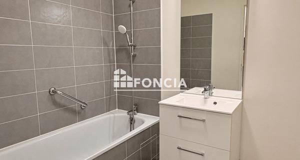 Location Appartement 3 pièces 71.44 m² - Limay 78520