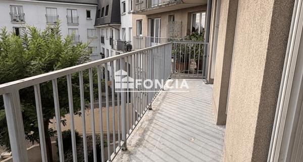 Location Appartement 3 pièces 71.44 m² - Limay 78520