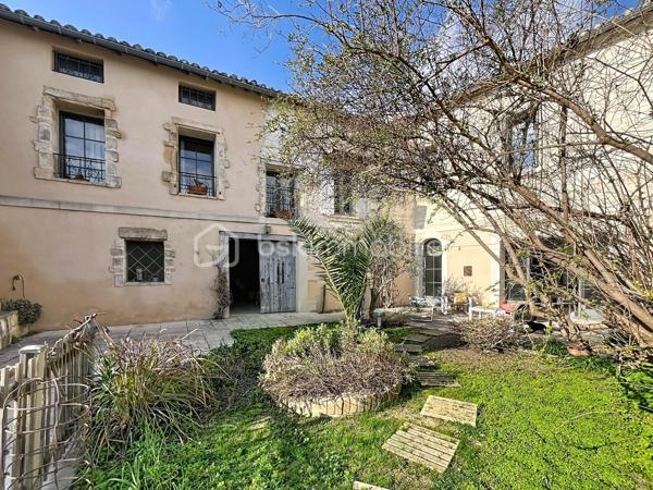 Maison de village de 230 m²