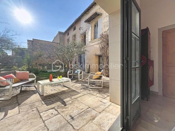Maison de village de 230 m²