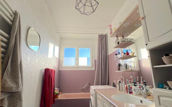 Appartement à louer    4 pièces • 97,08 m2 Guilherand-Granges