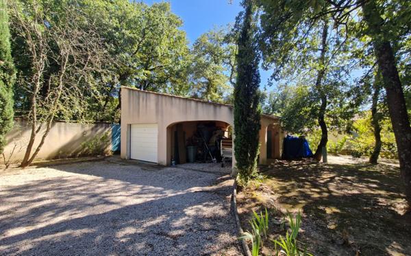 Maison à vendre    6 pièces •  Rochefort-du-Gard