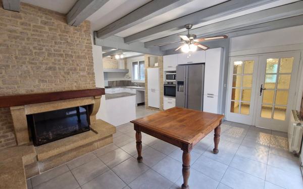 Maison à vendre    6 pièces •  Rochefort-du-Gard