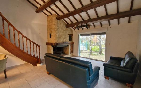 Maison à vendre    6 pièces •  Rochefort-du-Gard