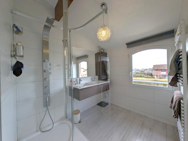 Maison 5 pièces - 175 m² Exclusivité efficity