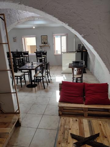 Murs 4 pièces 140 m2