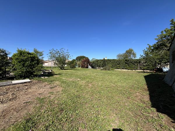 TERRAIN À VENDRE – TOURNEFEUILLE CENTRE – RUE DU PETIT TRAIN - Tournefeuille (31170)