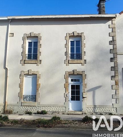 Maison à vendre 5 pièces 116 m² La Crèche
