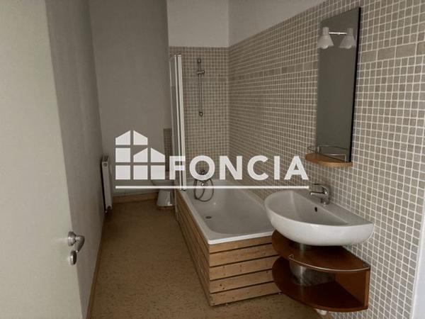 À vendre Appartement 3 pièces 104.25 m² - Crouy-saint-pierre 80310